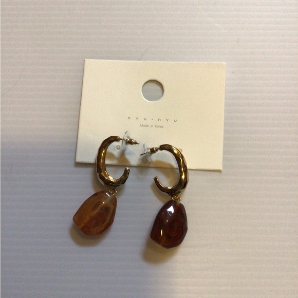 Final!!nYU NYU  amber hoops drop earrings - Picture 2 of 3